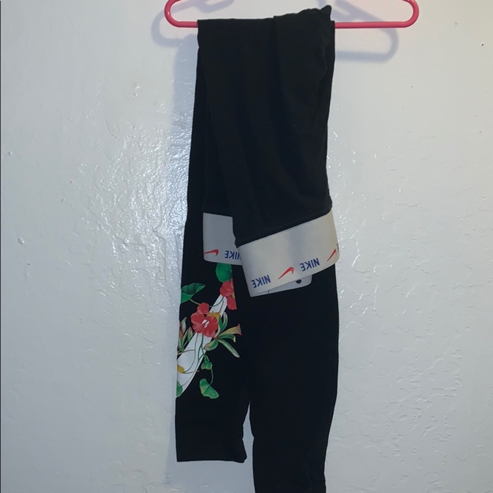 Nike leggings
